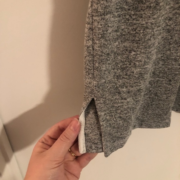 ๐ฅ3/$18๐ฅ WILFRED TSHIRT - Picture 3 of 3